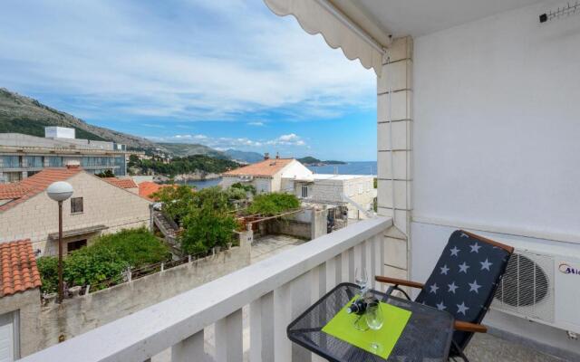 Lodging house SB apartman 1