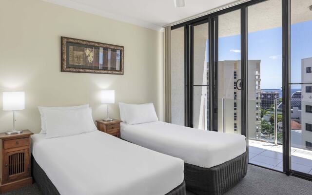 Piermonde Apartments - Cairns