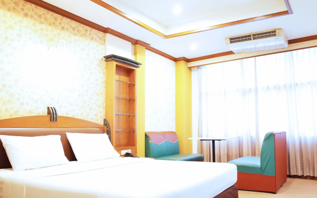 Bavana Hotel