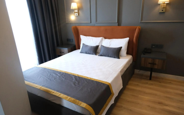 The Pearl Airport Hotel