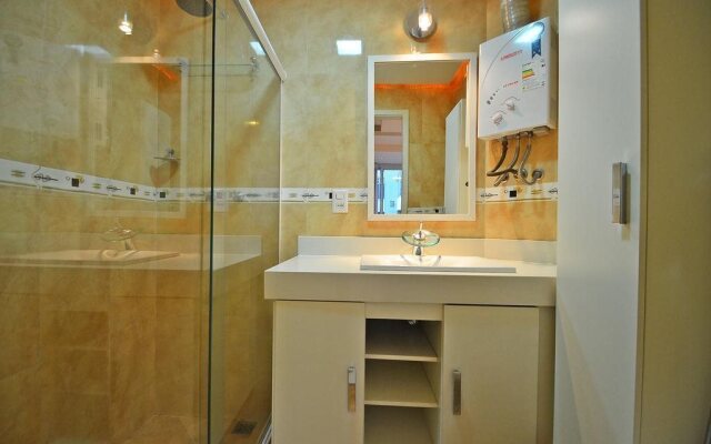 Rio Apartments MVC32