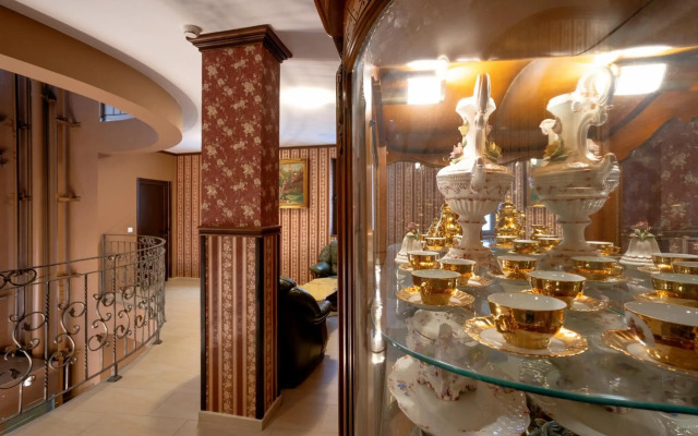 Real Hotel