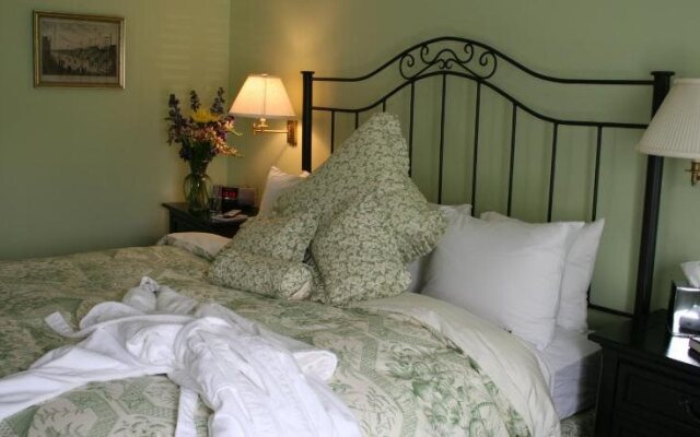 Five Gables Inn & Spa