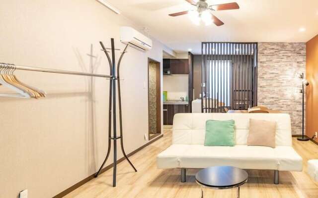 TSUKI Tsuruhashi House