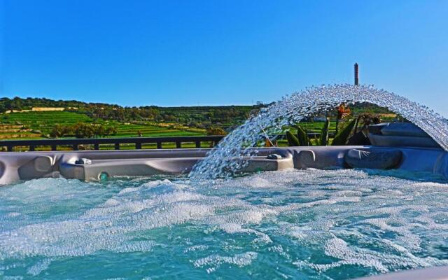 Stunning Views 4 Bedroom Penthouse in Marsaxlokk