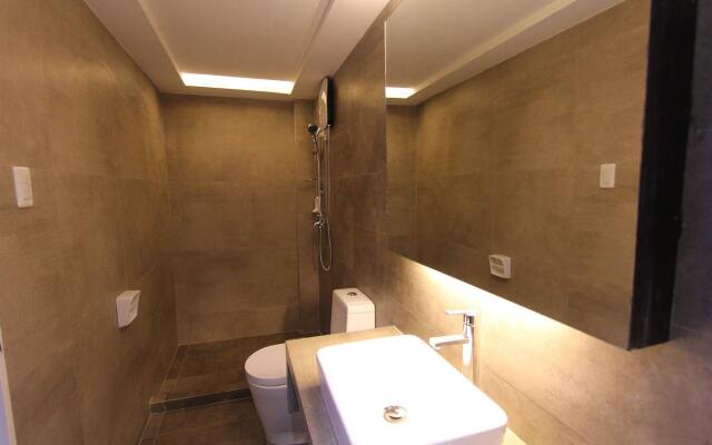 RedDoorz @ Grand Apartelle Hernan Cortes Cebu