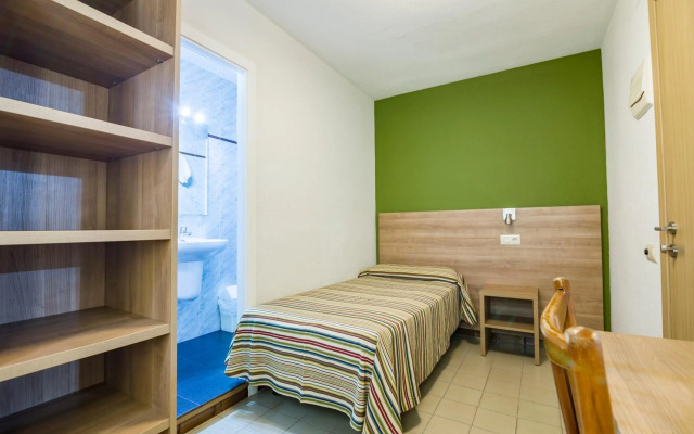 Hotel Blasón Junior