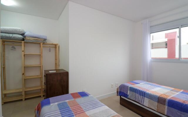 Ótimo apartamento a 200m mar - BU01I