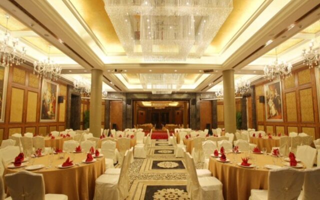 Days Hotel by Wyndham Logan City Huizhou