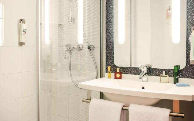 ibis Paris 17 Clichy-Batignolles