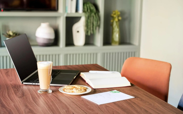 Holiday Inn Reading West by IHG