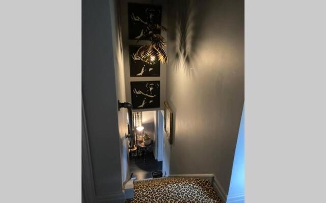 Hip & Stylish House, edge of The Cotswolds
