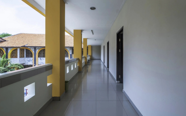 OYO 2132 Pondok Avicenna