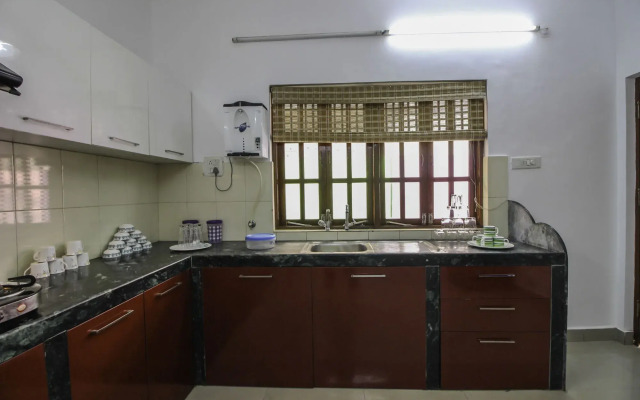 OYO Home 10748 Modern 1BHK Villa Sangolda