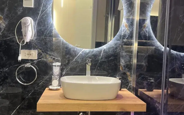 Raffaelli Suite
