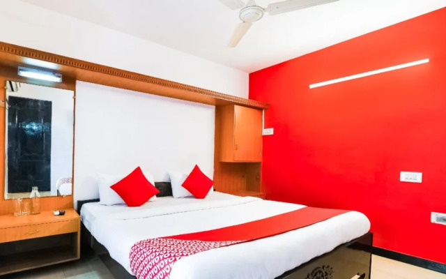 OYO Flagship 36422 Hotel Maruthi