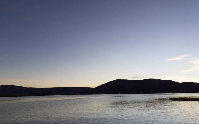 Uros Munay Wasi lodge