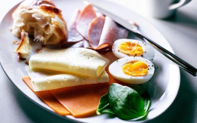 Howard Johnson East Lansing