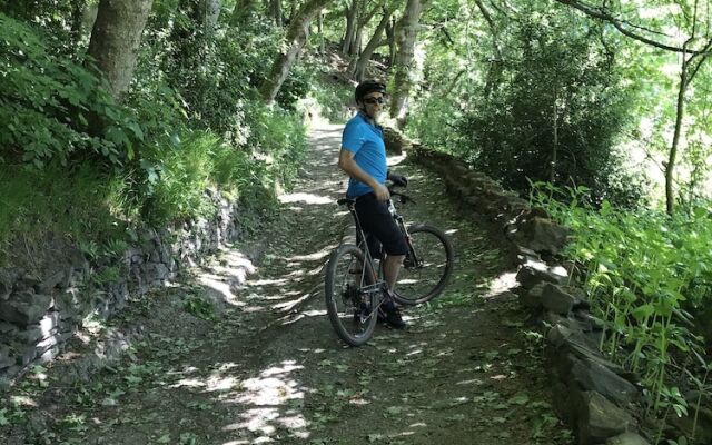 1940s Riverside Apartment