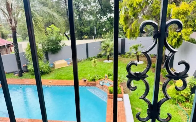 Villa Picasso - 2 Bed Villa