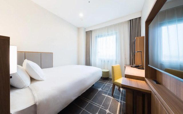 JR-East Hotel Mets Mejiro