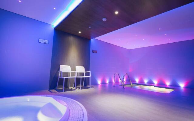 Ayla Bawadi Hotel & Mall