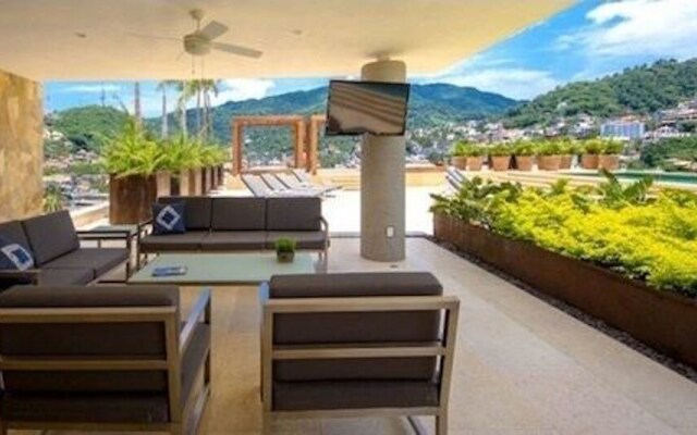 Romantic Zone The Park 2 Bedroom