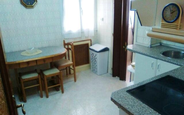 House With 3 Bedrooms In Oviedo With Wifi