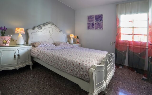 Apartamento Vivalidays Rosa Lloret