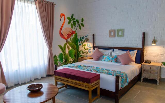 Casa Blanca LakeCity