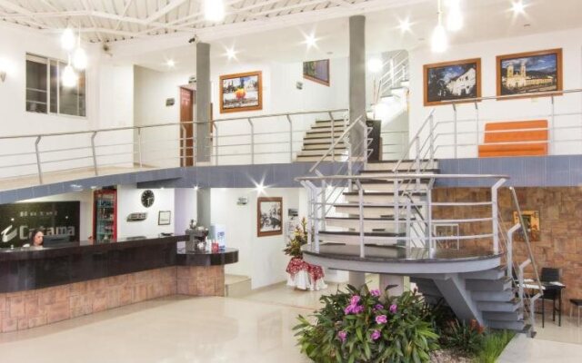 Hotel Catama Inn