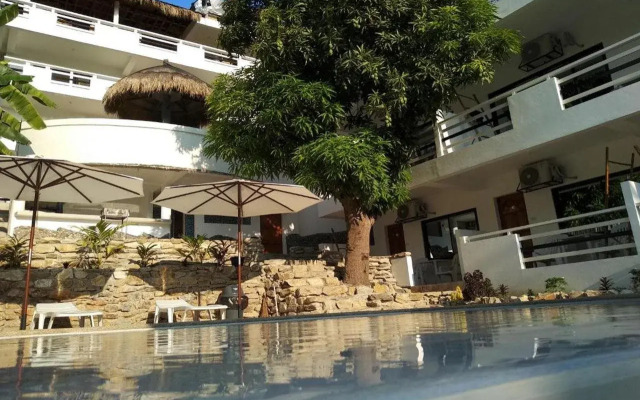 Jalyn's Resort & Restaurant