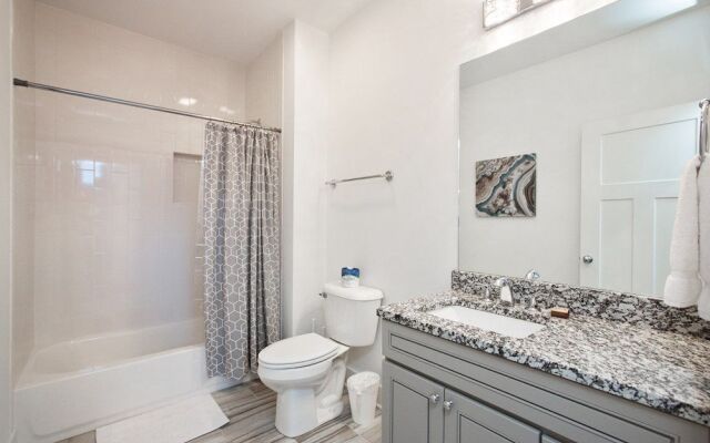 New Nashville House Near Downtown 4 Bedroom Home