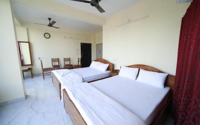 Rishika Ac Banquet And Guest House