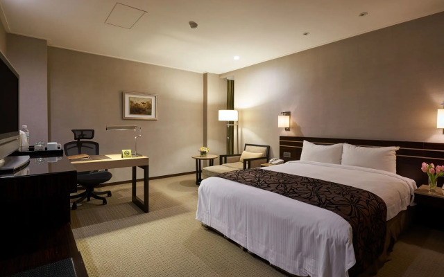 Sol Hotel