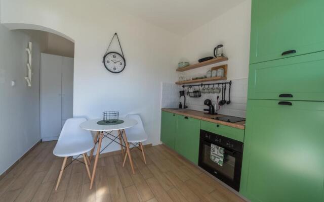 3M - Stylish studio apartment with terrace