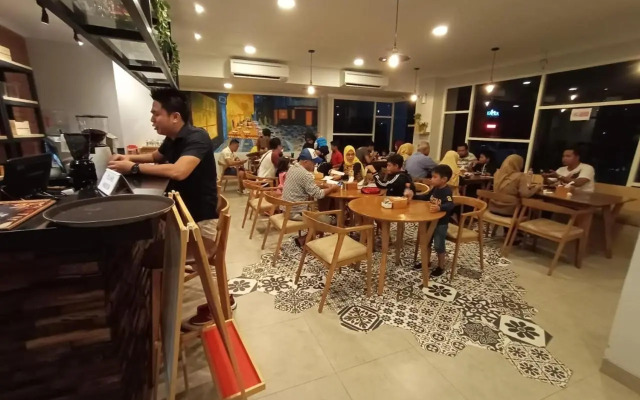 Kaloka Airport Hotel