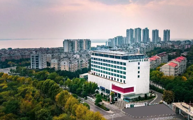 Madison Hotel Pingdingshan Government