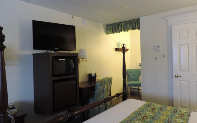 Plaza Motor Motel