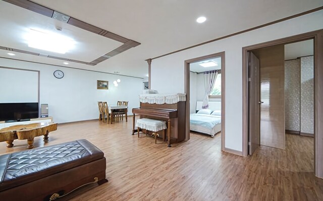 Yeoju Midmi Pension