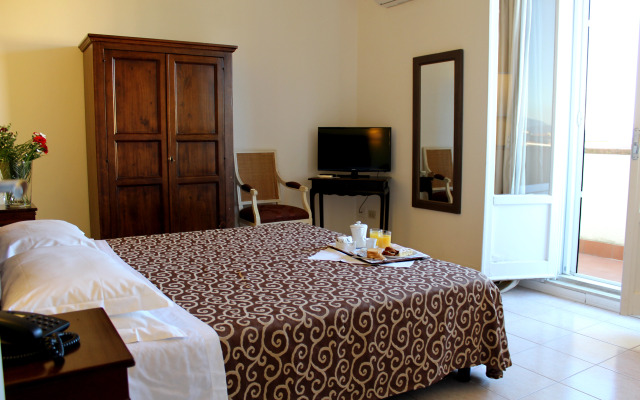 Hotel Alex