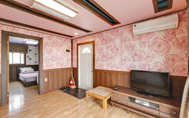 Anmyeondo Eden Dongsan Pension
