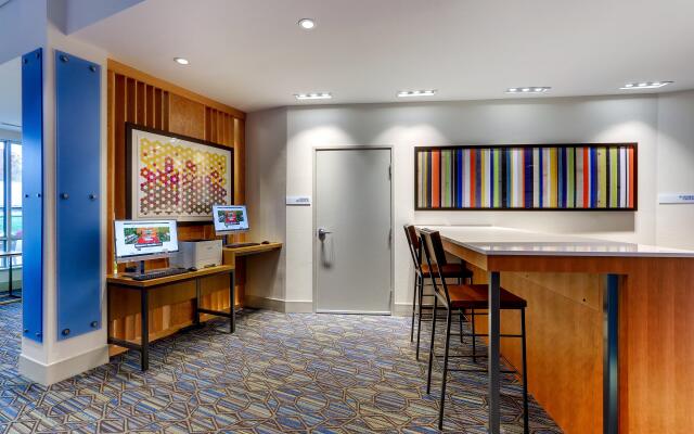 Holiday Inn Express & Suites Middletown - Goshen by IHG