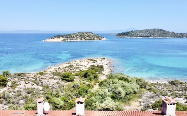 Nereus Apts by halu Villas