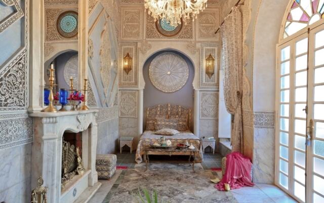 5 Stars Extravagant, 5 Bedroom Riad in el Jadida With Garden and Terra