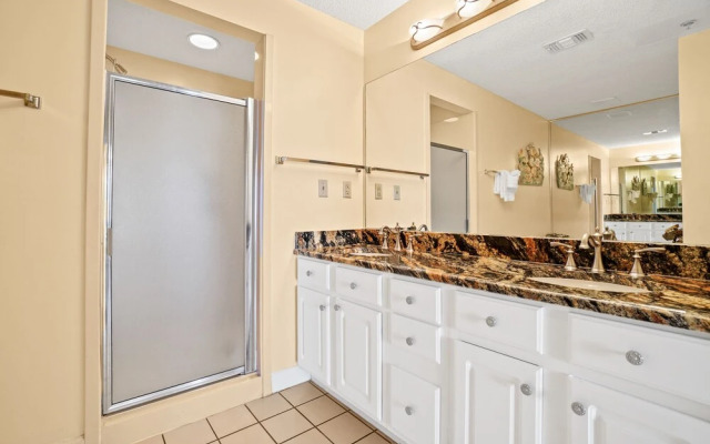 Tides at Top'sl Beach Resort by Panhandle Getaways