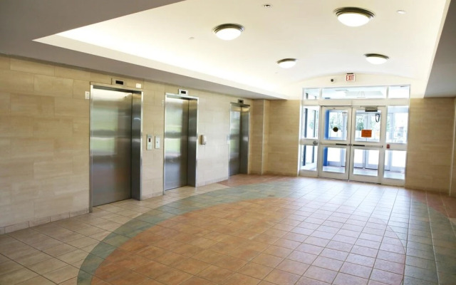 Residence & Conference Centre - Barrie