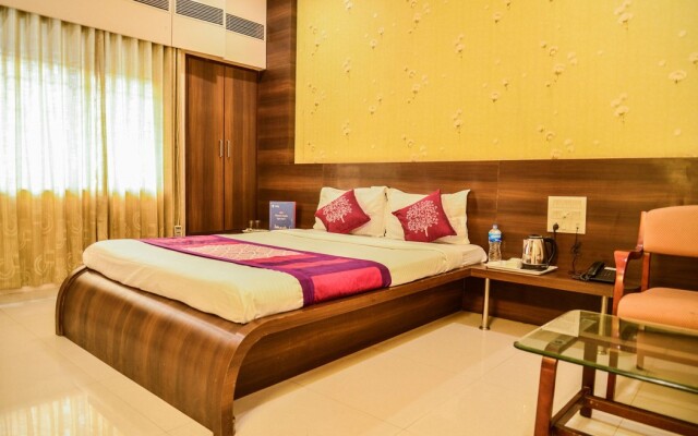 OYO 4445 Hotel Saishri