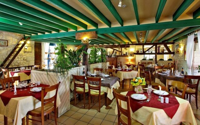 Logis Hôtel Restaurant Le Sorbier