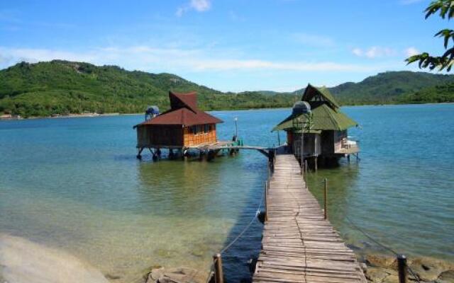 Secret Island Resort